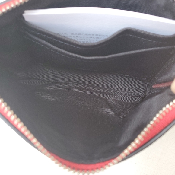 NWT COACH SNOOPY leather wristlet F65193 - Picture 6 of 7